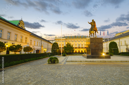 the presidential palace in Warsaw photo