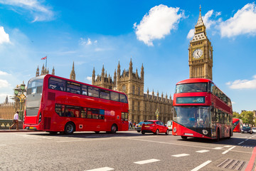 Wandcirkels Londen Rode dubbeldekker bij Big Ben  © Sergii Figurnyi