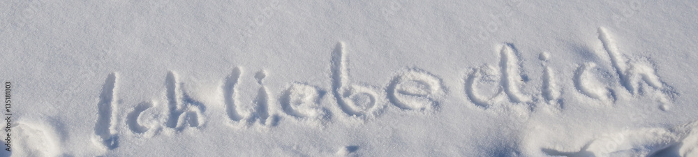 Ich liebe dich im Schnee