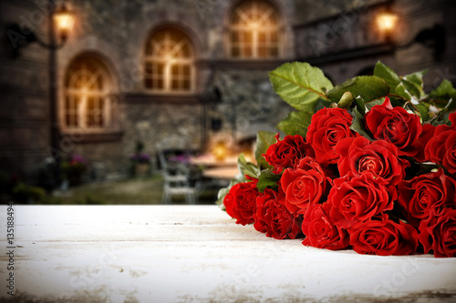 table background and roses 