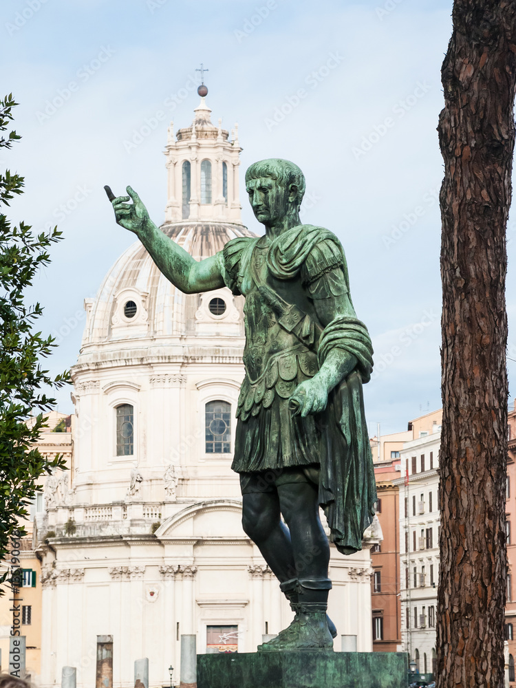 Obraz premium bronze statue of emperor on Roman Forum