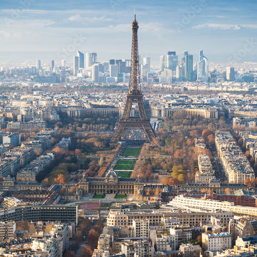 above view of Eiffel Tower and champ de mars © vvoe