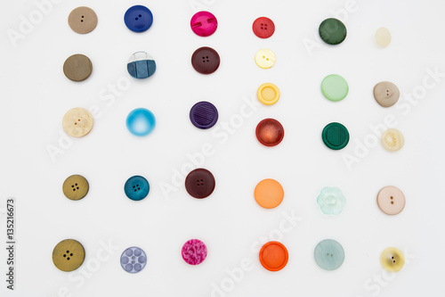 Fototapeta Naklejka Na Ścianę i Meble -  Vari bottoni colorati per sartoria 