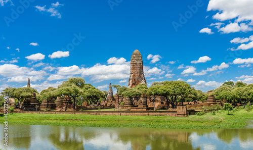 Tableau sur toile Ancient temple of Ayutthaya, Wat Phra Ram, Thailand