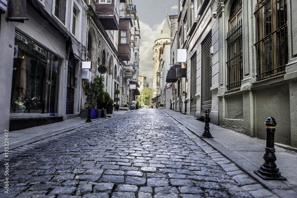 Obraz premium street of istanbul galata
