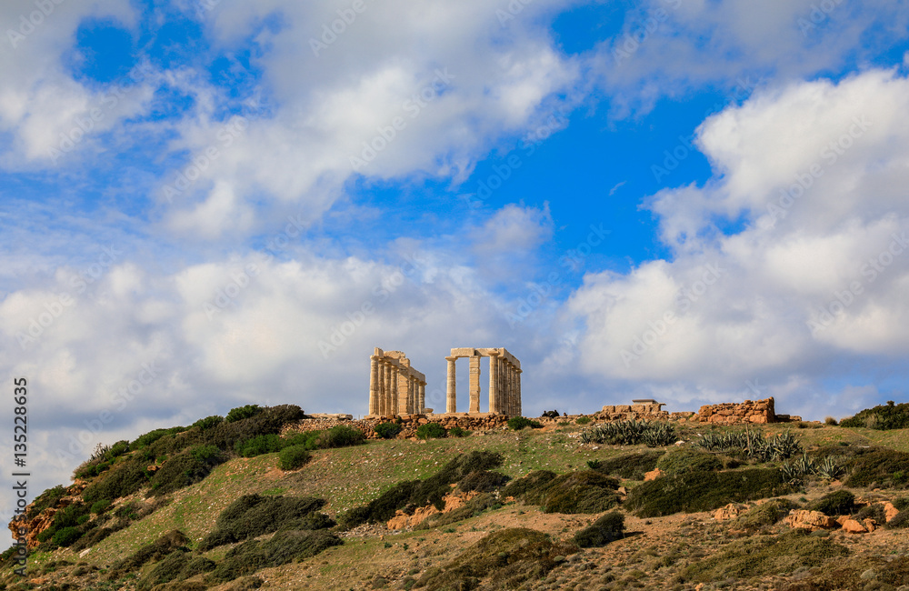 Fototapeta premium Temple of Poseidon at Cape Sounion, Attica, Greece.