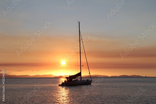 Sunset at the Whitsunday Islands © Jodie