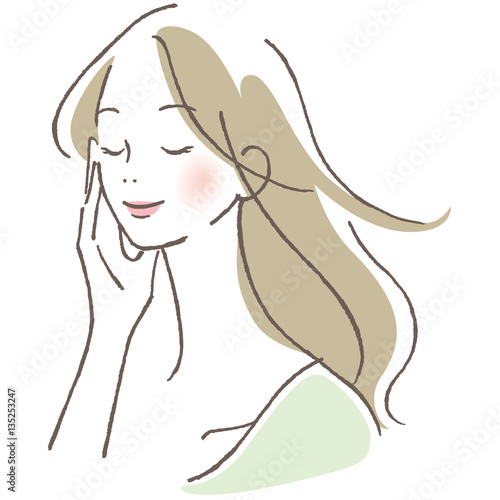 目を閉じる女性