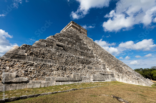 El Castillo  a.k.a the Temple of Kukulkan  a Mesoamerican step-pyramid at the center of the Chichen Itza archaeological site in Yucatan  Mexico  considered to be one of the New 7 Wonders of the World