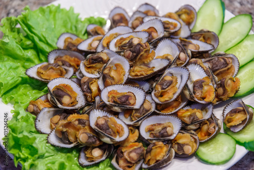 steamed clam with vegetable
