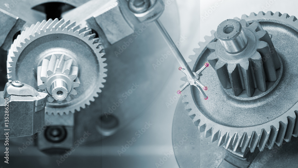 machining automotive part by cnc turning machine