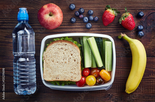 Obraz na płótnie Healthy lunch box