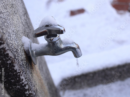 凍結した蛇口