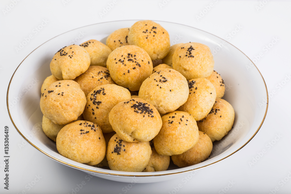 Cheese balls with salmon filling Cheese balls with salmon filling