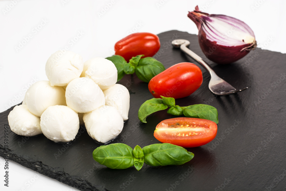 Mini mozzarella balls Mini mozzarella balls