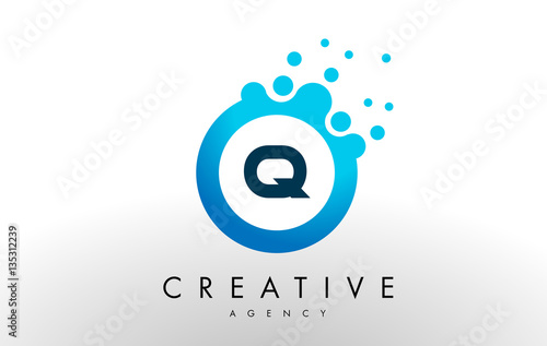q Letter Logo. Blue Dots Bubble Design Vector