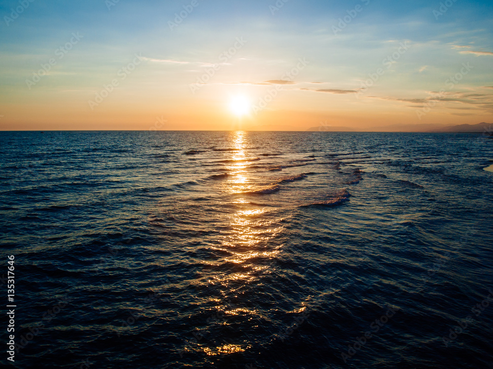 Obraz premium Beach at sunset