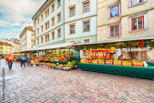 fruit and vegetable market © Vivida Photo PC
