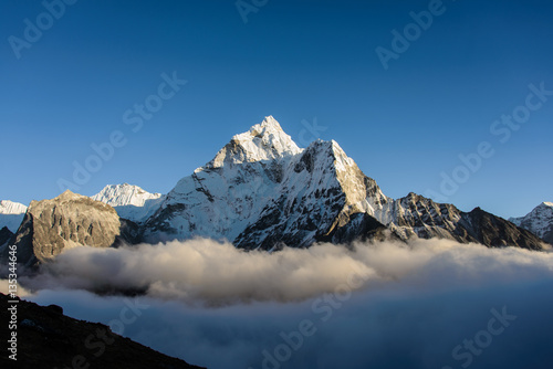Vászonkép Ama-Dablam