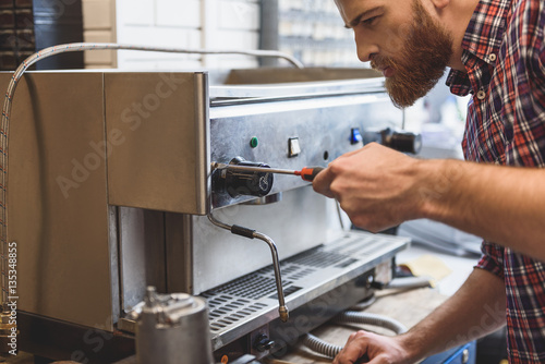 Concentrated man renovating apparatus for coffee