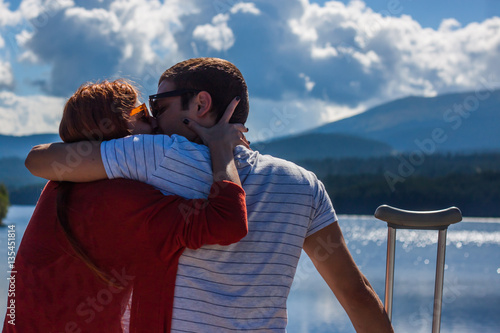 couple kissing