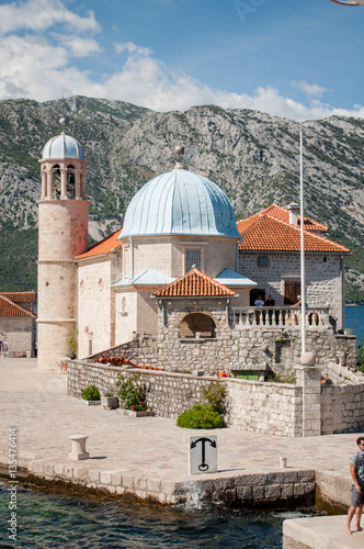 Картината върху платно Church on the island