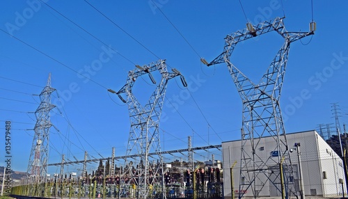 Torres electricidad de alta tensión
