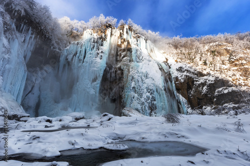 Wallpaper Mural Frozen waterfall at plitvice lakes, Croatia Torontodigital.ca