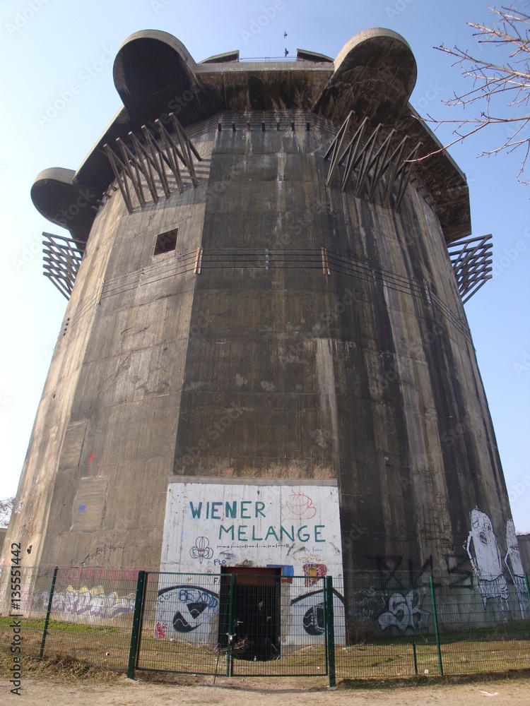 Fototapeta premium Flakturm G-tower, Augarten, Vienna