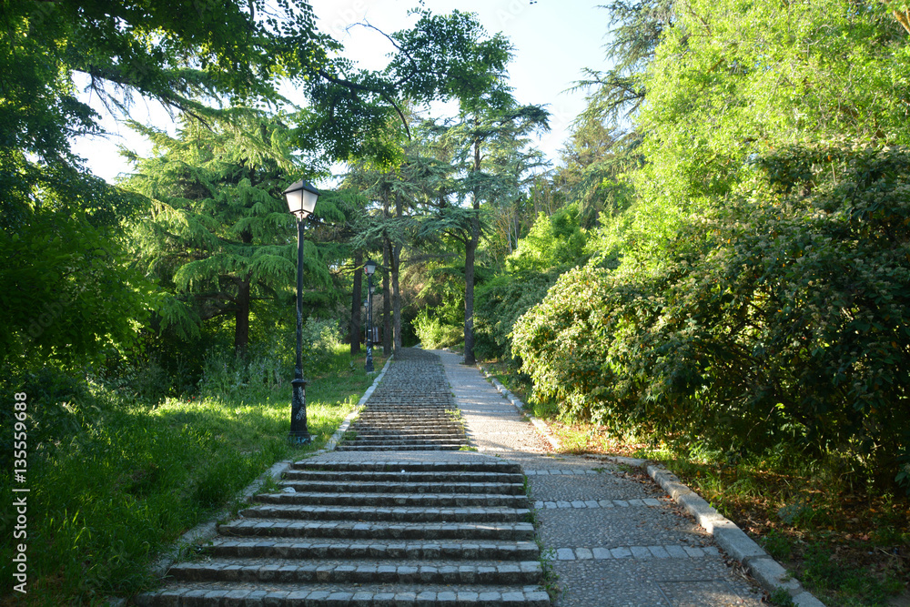 escaleras de piedra en Burgos