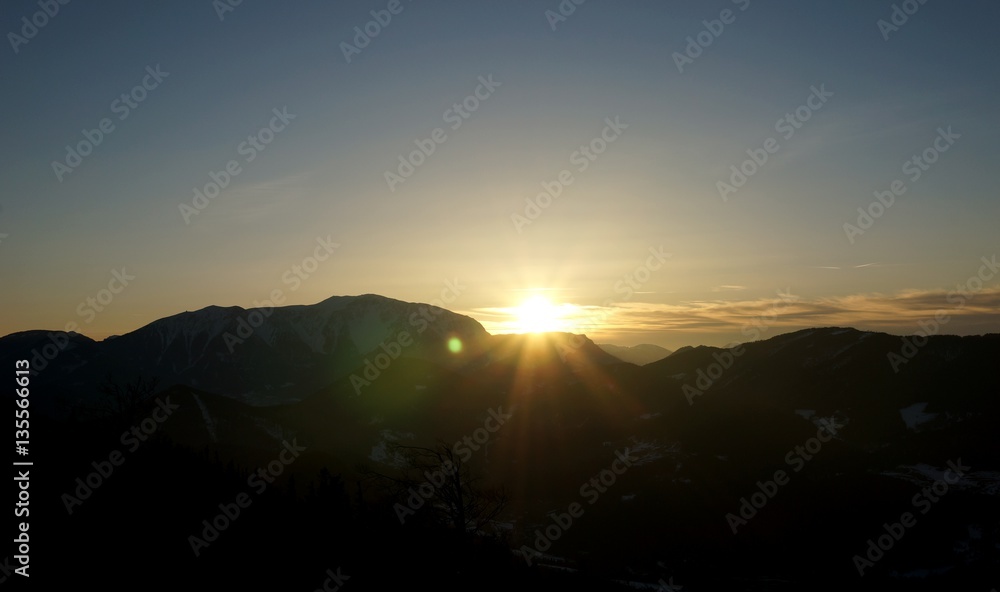 Bergsilhouette Sonnenuntergang Schneeberg / Niederösterreich / Hohe Wand