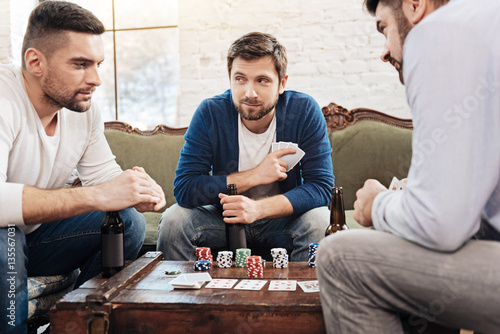 Tablou pe pânză Attractive bearded man bluffing