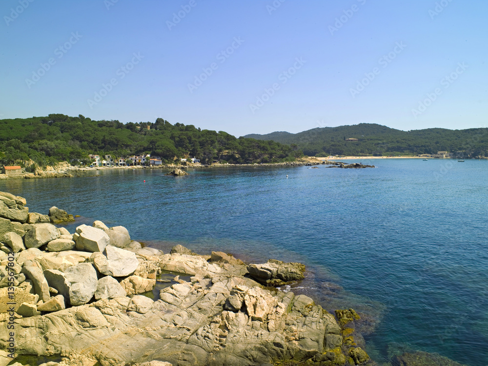Costa Brava entre la zona de los pueblos de  Calonge a Platja d´Aro en girona  Cataluña,España