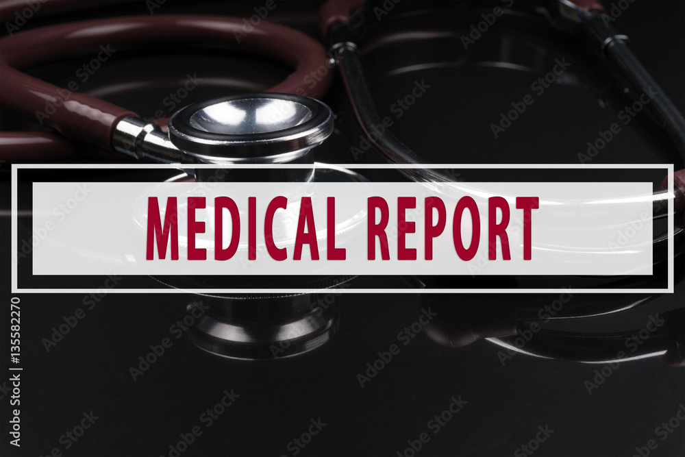 Obraz premium Stethoscope on black background with text MEDICAL REPORT