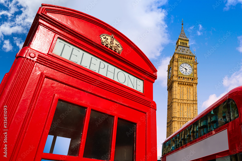 Obraz premium London photomount with telephone box