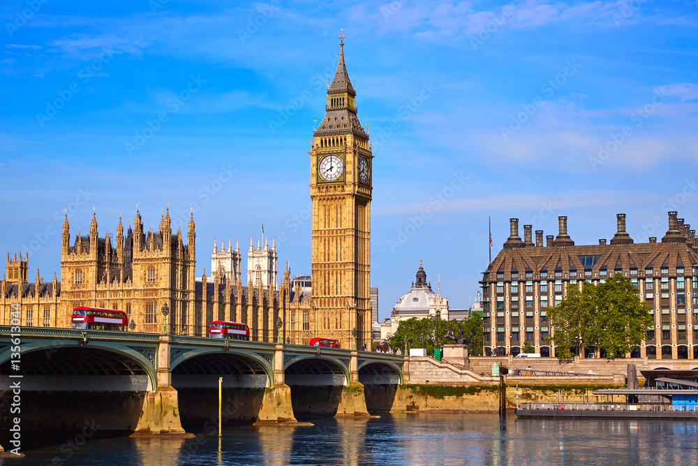 Obraz premium Big Ben Clock Tower and thames river London