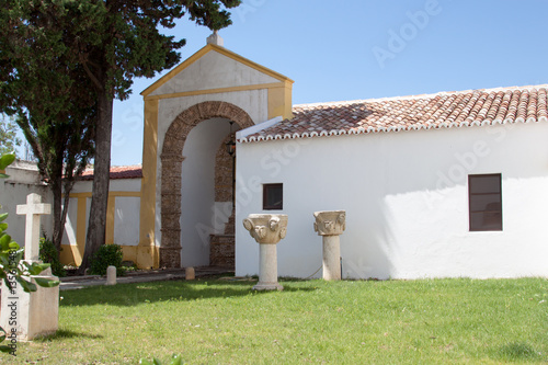 Alter Friedhof der Knochenkapelle von Faro in Protugal an der Algarve photo