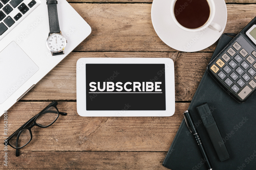 Headline Subsribe on tablet computer