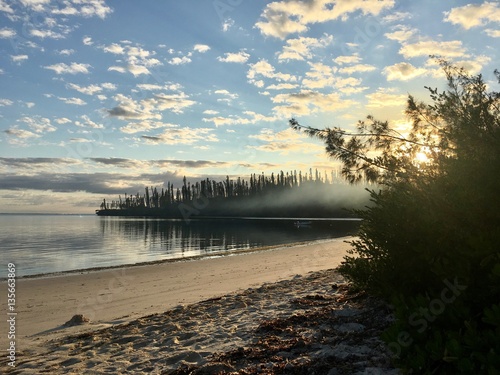 plage matin iles de pins