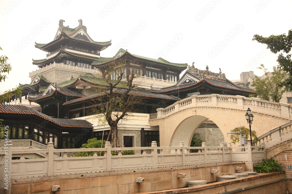 Fototapeta premium Traditional Chinese Building in Guangzhou, China