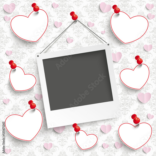 Hanging Instant Photo Hearts Ornaments Wallpaper