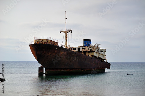 Altes Schiffswrack © Andre