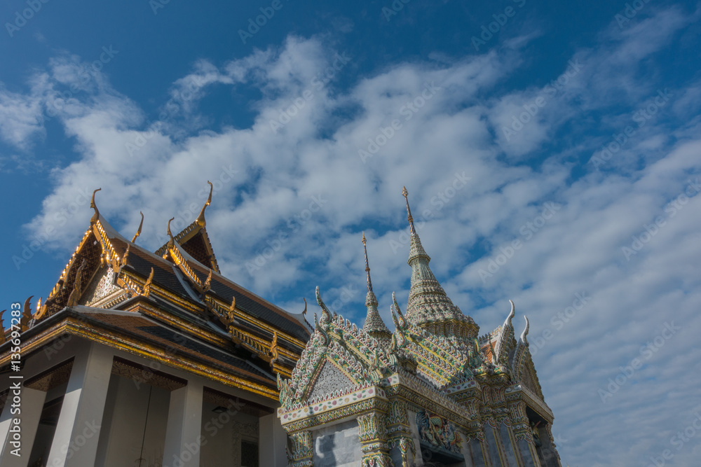 Fototapeta premium Castle Peak under sunny skies.