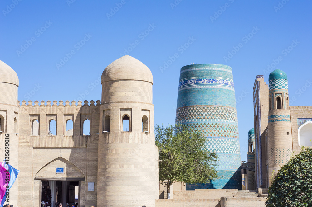 Fototapeta premium Kalta Minor Minaret in Itchan Kala, the walled inner town of the city of Khiva, Uzbekistan. UNESCO World Heritage