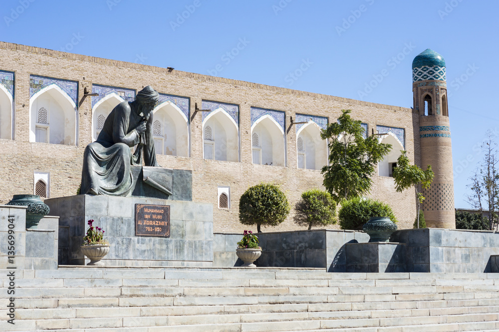 Muhammad ibn Musa al Khwarizmi (Xorazmiy) a Persian mathematician