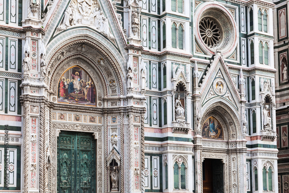 ornamental facade of Cathedral Santa Maria del Fiore