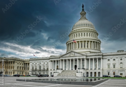 Das Capitol in Washington, düsteres Szenario