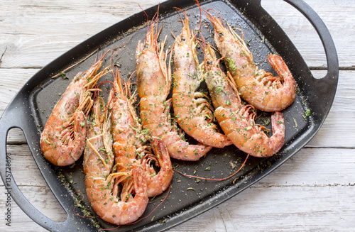 Grilled prawns served on a tray