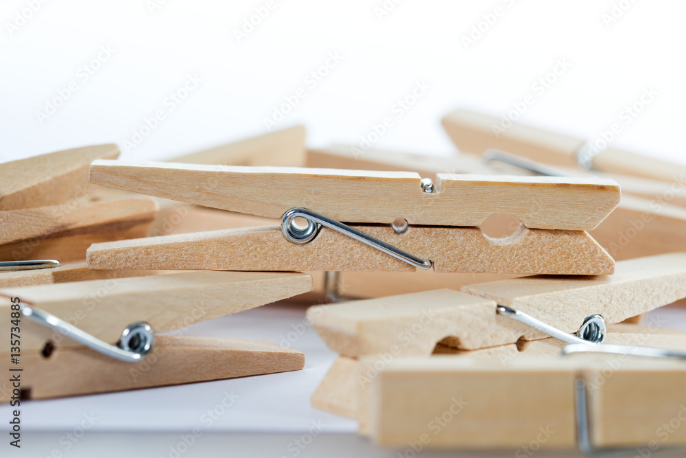 Wäscheklammer / viele Wäscheklammern aus Holz Wäscheklammer / viele Wäscheklammern aus Holz