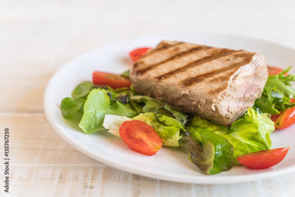 tuna steak with salad tuna steak with salad